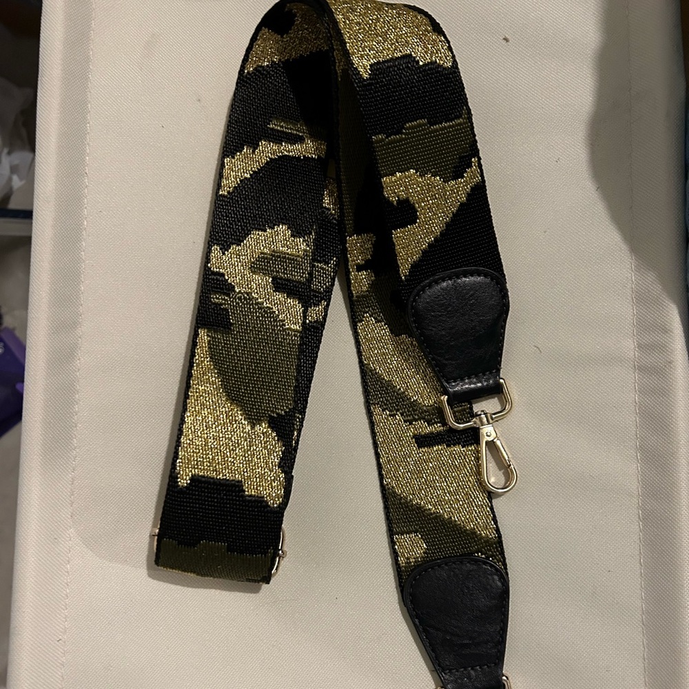 Camo adjustable bag strap